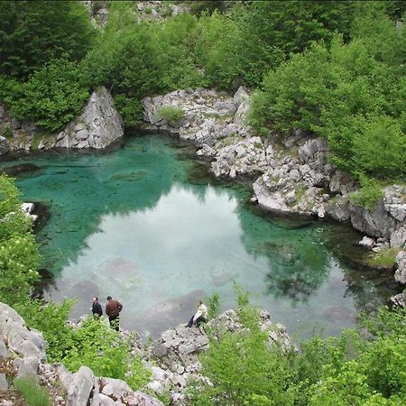 Guesthouse Gezim Selimaj Valbona Exteriör bild