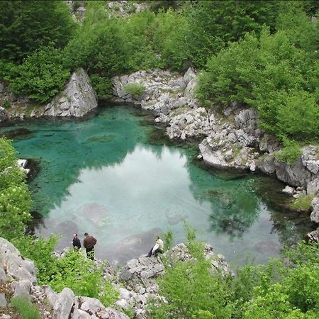 Guesthouse Gezim Selimaj Valbona Exteriör bild